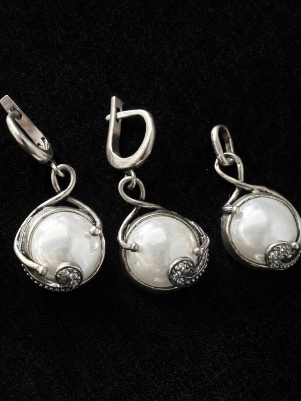 Vintage Freshwater Pearls $Cubic Zirconia Sterling Silver Set